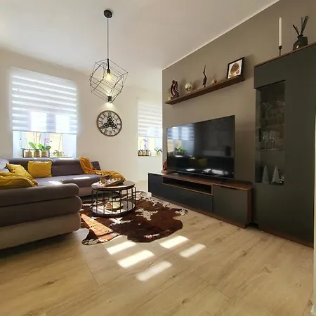 Apartment Connor Pula